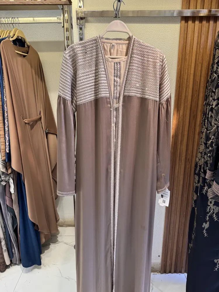 Embroidered Abaya Set — Mauve Pearl real-life photo — code 3427